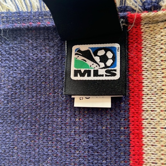 Adidas MLS Red Bulls Bull New York Soccer Scarf - Picture 5 of 8